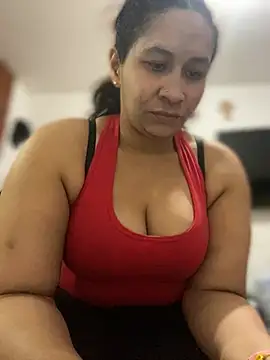 Carola-Ross online show from 02-06-26, 05:42