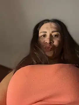 Carola-Ross online show from 11-29-25, 06:35