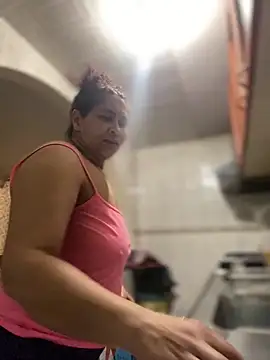 Carola-Ross online show from 04-18-26, 02:41