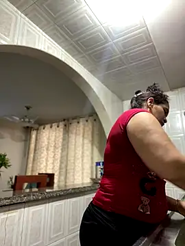 Carola-Ross online show from 10-24-25, 05:34