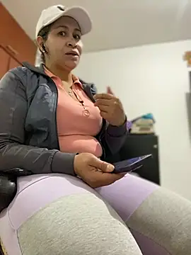 Carola-Ross online show from 02-26-26, 05:35