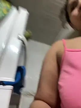 Carola-Ross online show from 04-12-26, 05:05