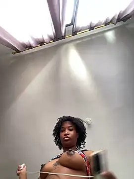 Snapshot of blackgril12 chatting on 02-26-25, 04:49 blackgril12 online show from 02-26-25, 04:49