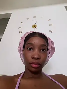 Snapshot of blackgril12 chatting on 07-31-26, 01:32 blackgril12 online show from 07-31-26, 01:32