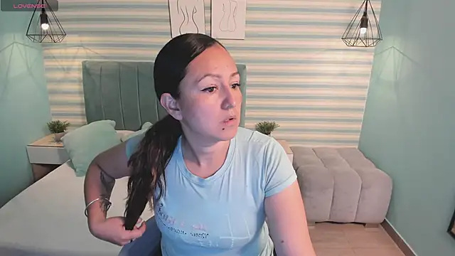 abby apple online show from 03-17-25, 01:50