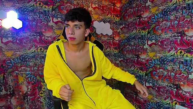 Angel boyy2 online show from 03-04-25, 03:00