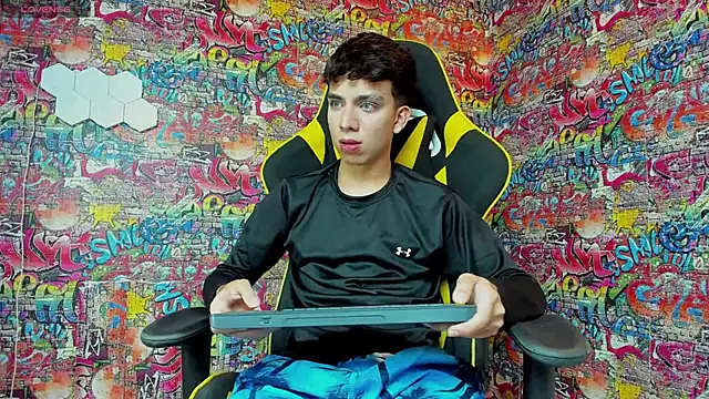 Angel boyy2 online show from 02-12-25, 01:41