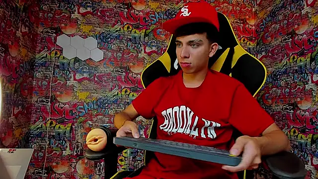 Angel boyy2 online show from 02-10-25, 03:13