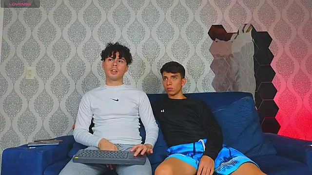 Angel boyy2 online show from 03-02-25, 07:52