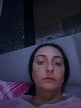 Snapshot of Miroslava1247 chatting on 09-28-25, 06:48 Miroslava1247 online show from 09-28-25, 06:48