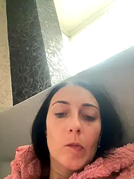 Snapshot of Miroslava1247 chatting on 10-18-25, 08:16 Miroslava1247 online show from 10-18-25, 08:16