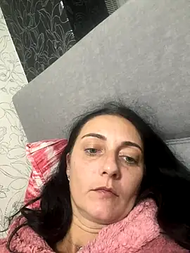 Snapshot of Miroslava1247 chatting on 10-25-25, 08:31 Miroslava1247 online show from 10-25-25, 08:31