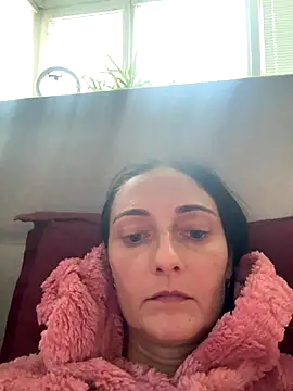 Snapshot of Miroslava1247 chatting on 10-11-25, 12:06 Miroslava1247 online show from 10-11-25, 12:06