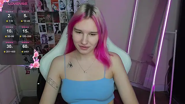 EvelinaLuu online show from 12-03-25, 02:34