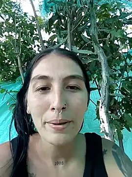 single mother indecent online show from 11-10-25, 08:14