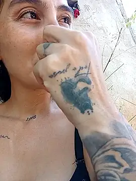 single mother indecent online show from 09-22-25, 05:19