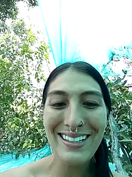 single mother indecent online show from 11-02-25, 02:22