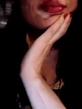 Snapshot of 1hotgirl1 chatting on 10-10-25, 06:09 1hotgirl1 online show from 10-10-25, 06:09