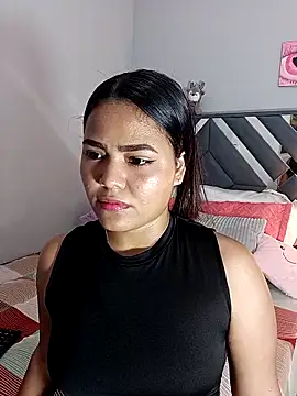 Snapshot of anahi_evans19 chatting on 03-21-25, 10:28 anahi evans19 online show from 03-21-25, 10:28