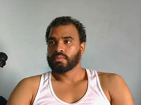 YOX22 online show from 05-08-26, 01:48