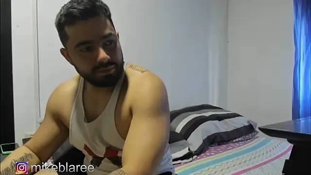 mikeblaree online show from 10-25-25, 07:36