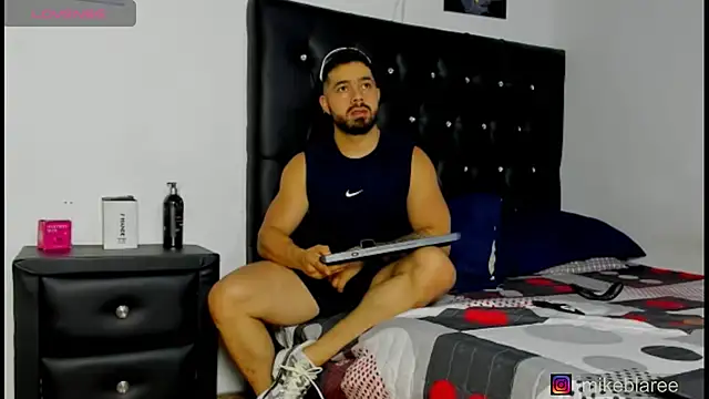 mikeblaree online show from 04-04-26, 06:25