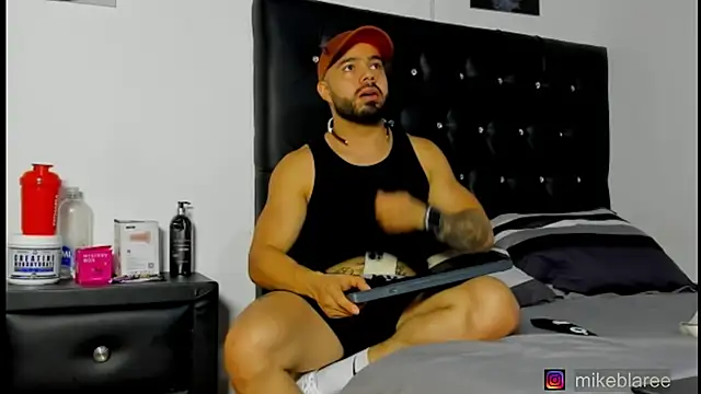 mikeblaree online show from 03-24-26, 06:08