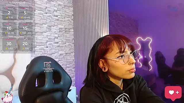 Issa tay1 online show from 10-23-25, 07:34