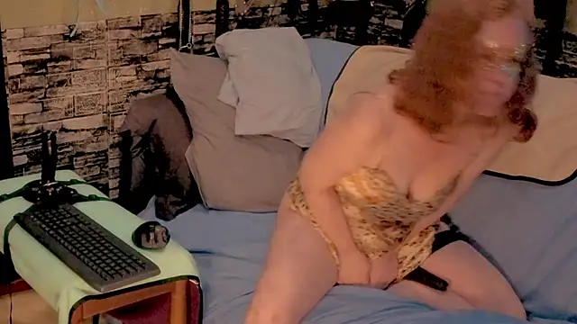 Scarlett Switch online show from 11-11-25, 09:09