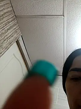 kimbadazz online show from 03-18-25, 04:29