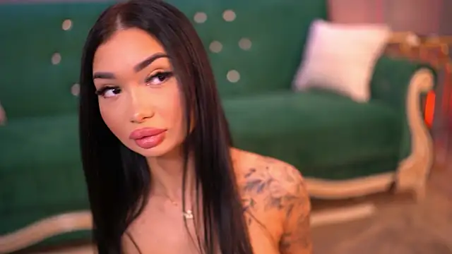 SashaFerrera online show from 03-10-25, 07:40