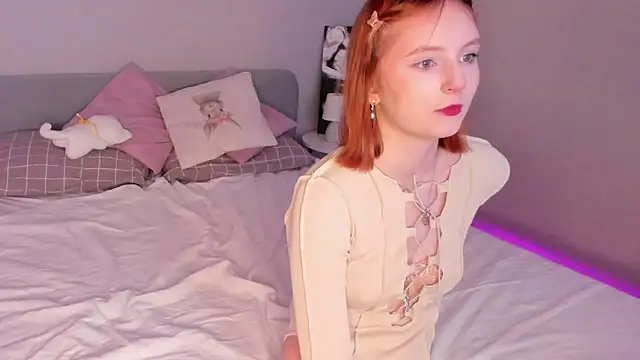 Snapshot of Snega_Ginder chatting on 03-11-25, 11:44 Snega Ginder online show from 03-11-25, 11:44