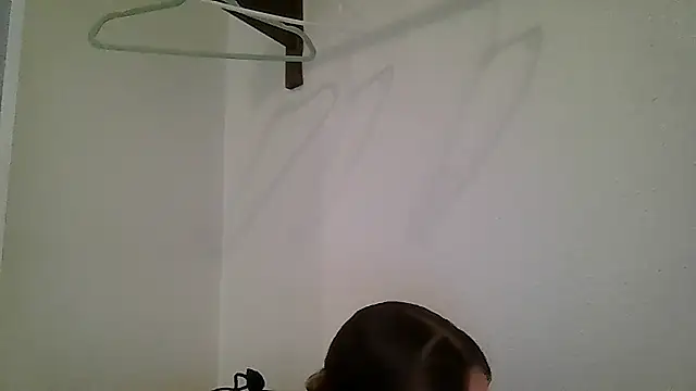 Snapshot of ShysluutGia chatting on 06-30-26, 12:32 ShysluutGia online show from 06-30-26, 12:32