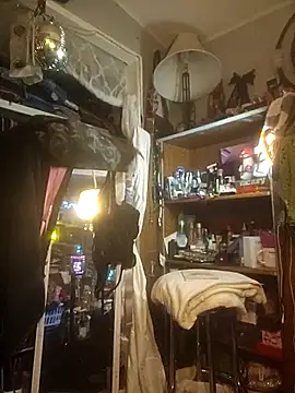 ShysluutGia online show from 12-13-25, 11:11