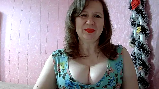 Snapshot of Starsan chatting on 06-14-26, 07:59 Starsan online show from 06-14-26, 07:59