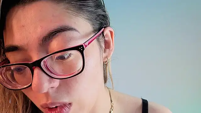 Carolblonde online show from 03-24-26, 01:38