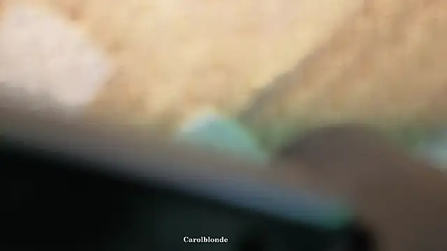 Carolblonde online show from 04-18-26, 04:37