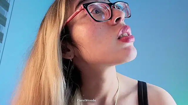 Carolblonde online show from 03-18-26, 02:26