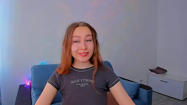 Snapshot of marilinaal chatting on 02-09-25, 07:15 marilinaal online show from 02-09-25, 07:15