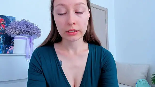 Snapshot of marilinaal chatting on 09-11-25, 07:30 marilinaal online show from 09-11-25, 07:30