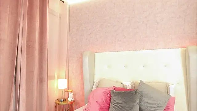 Snapshot of ThianaLopez chatting on 02-05-26, 09:54 ThianaLopez online show from 02-05-26, 09:54