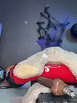 luciana hunters online show from 11-01-25, 01:45