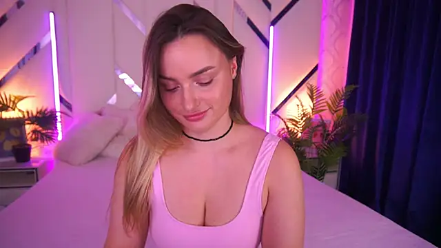 LindsieGreyy online show from 11-27-25, 08:26