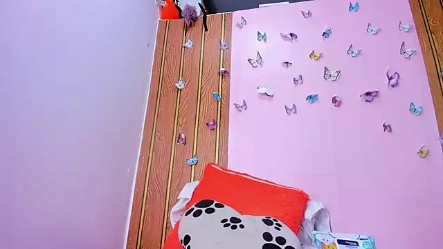 camilagreeco online show from 12-15-25, 02:34