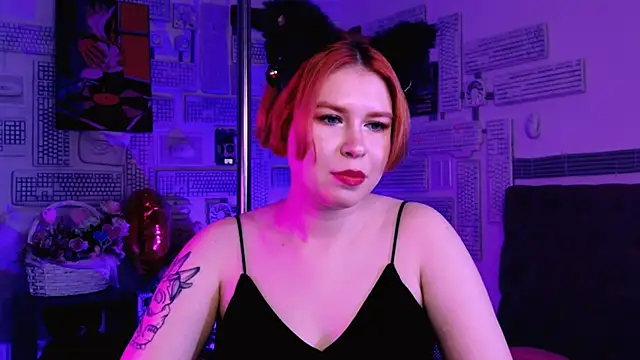 MitsukiMun online show from 02-26-25, 12:05