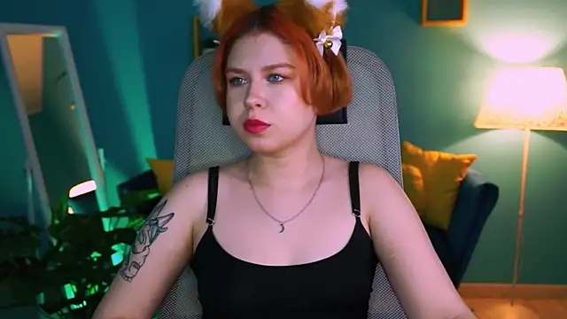 MitsukiMun online show from 03-12-25, 06:11