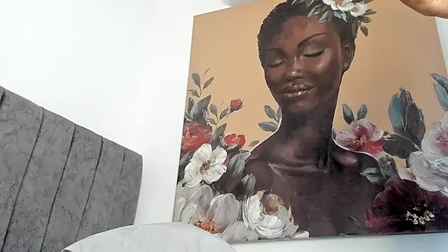 Dhalila  online show from 09-24-25, 01:06