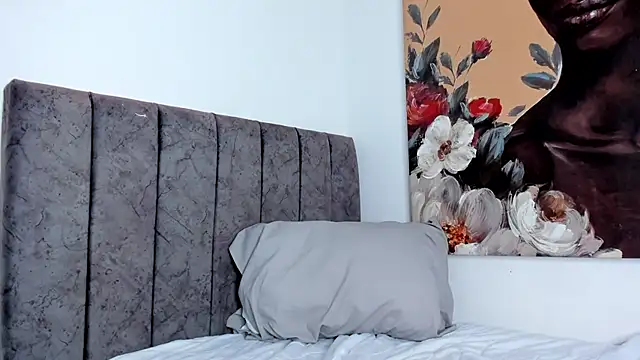 Dhalila  online show from 10-04-25, 03:35