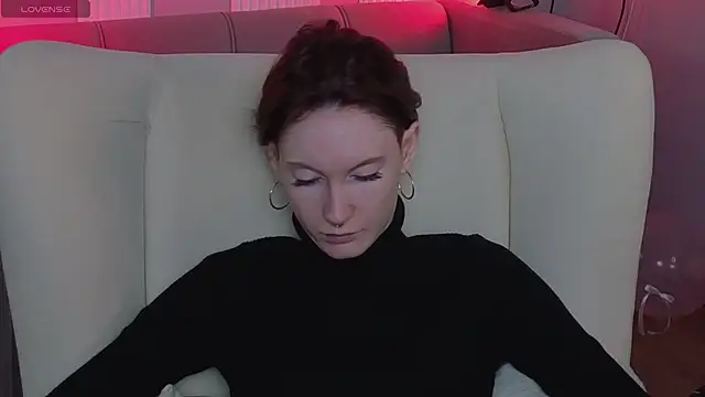 Snapshot of JoYung chatting on 10-03-25, 04:14 JoYung online show from 10-03-25, 04:14