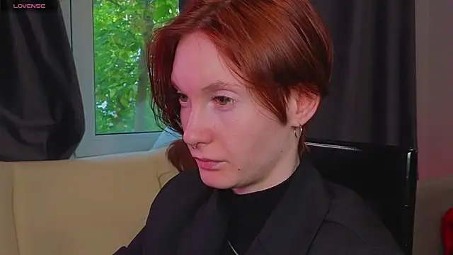 Snapshot of JoYung chatting on 09-20-25, 04:06 JoYung online show from 09-20-25, 04:06